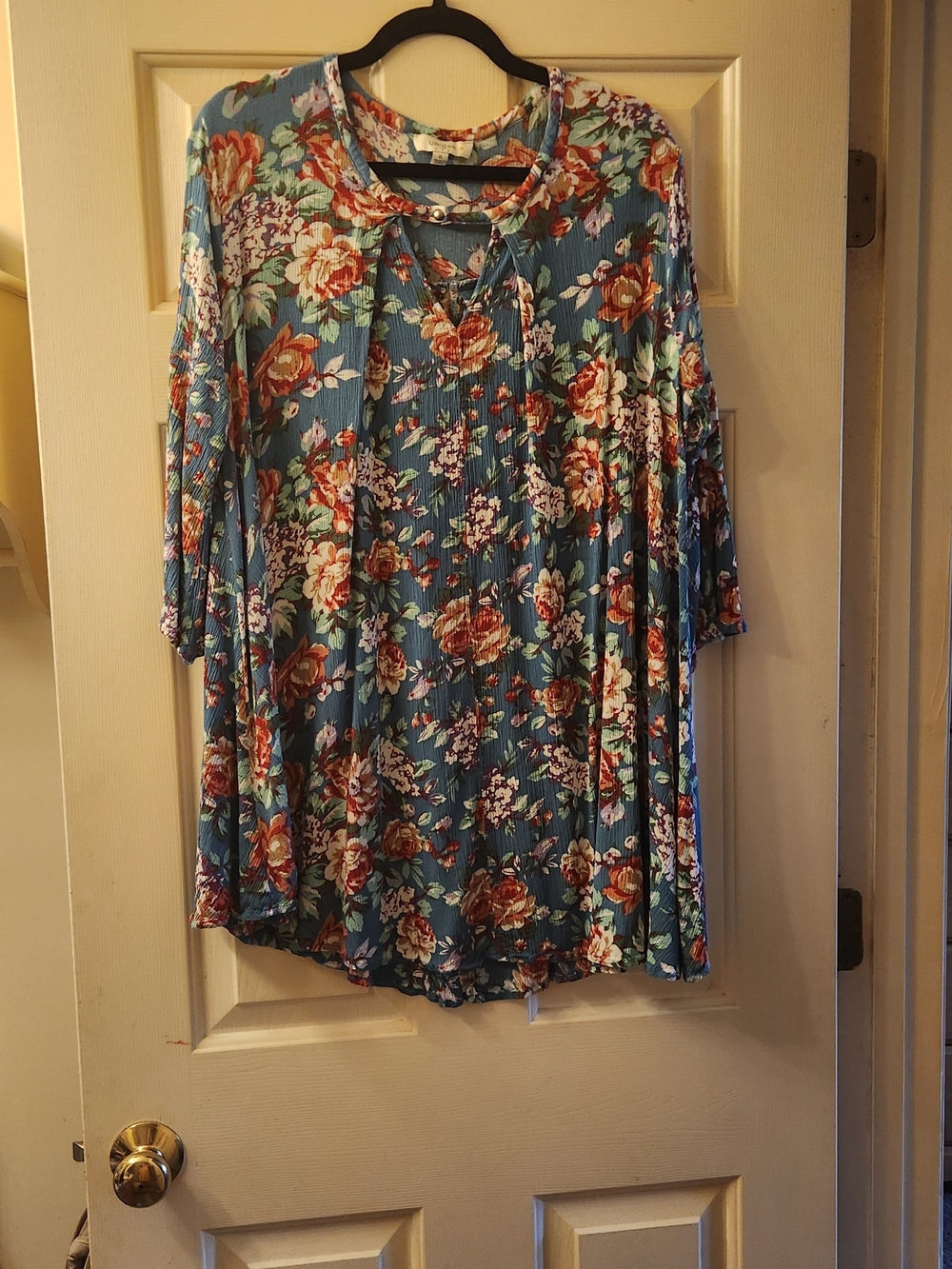 Umgee Teal Floral Crisscross Detail Tunic Top